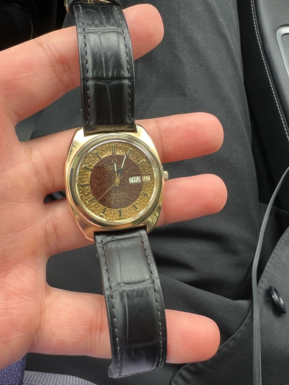 Omega Constellation 14K Gold Electronic Movement Watch w/ Black Leather Strap